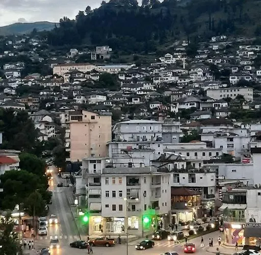 Gjirokastra Apartment 360
