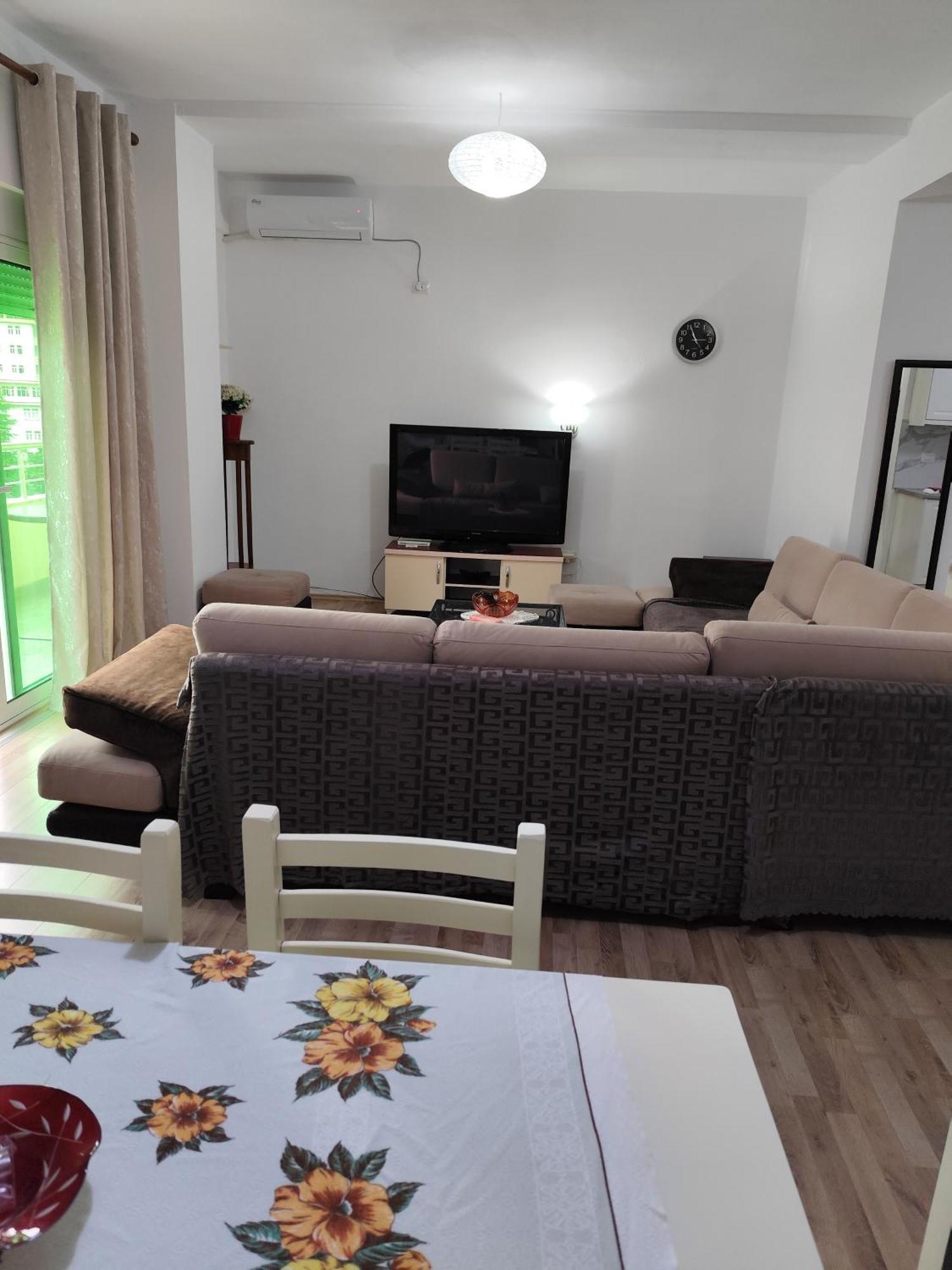 360 Apartament *